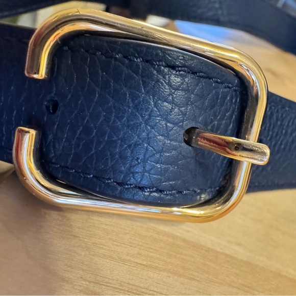 Tory Burch, navy blue pebbled leather belt bag with tassel accent - Picture 10 of 10